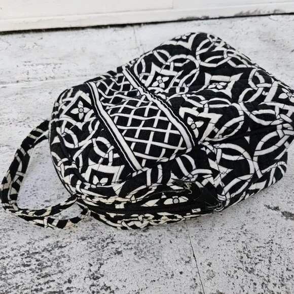 Vera Bradley Women Lunch Bag Black/White Floral Bag - Picture 2 of 14